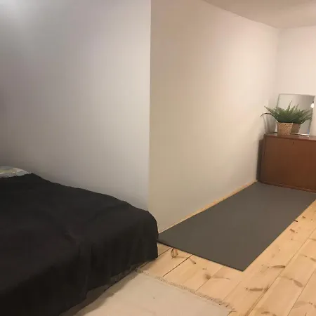 Vintage Modern Studio - Comfortable Loaction דירה